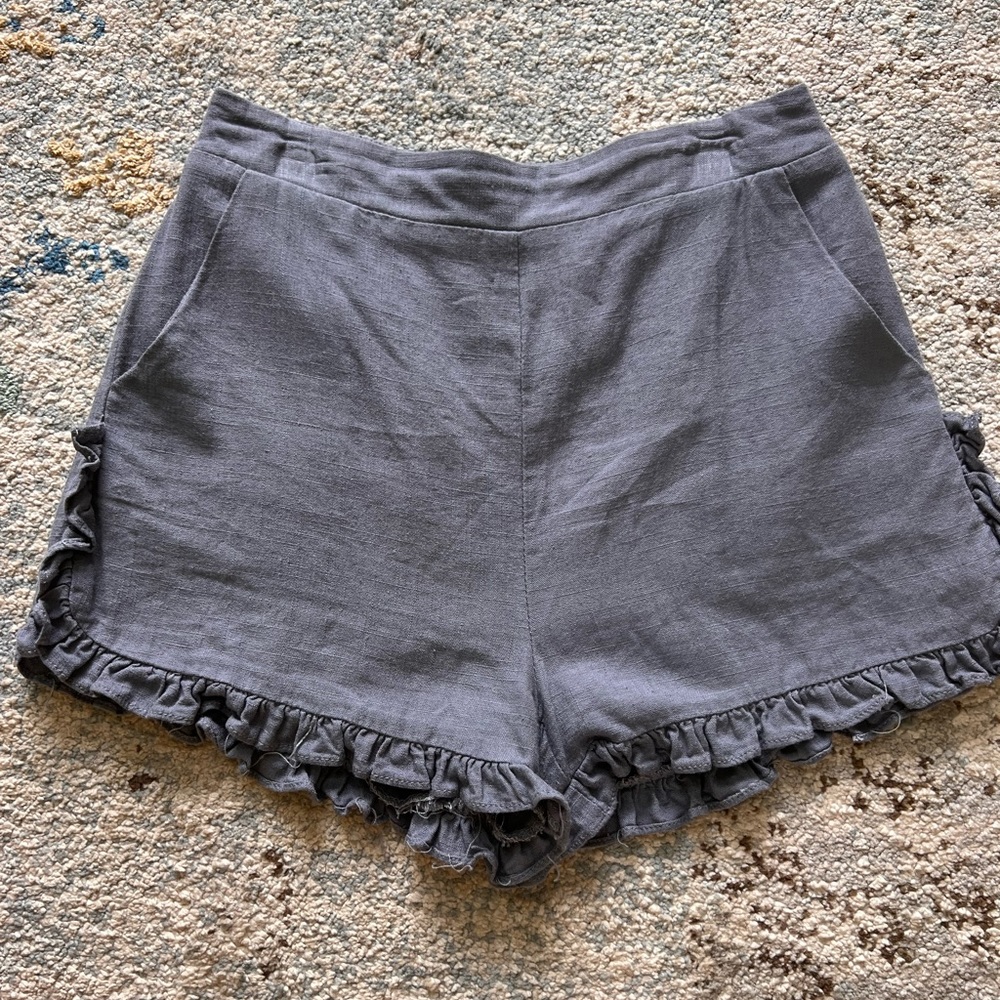 Blue ruffle shorts!